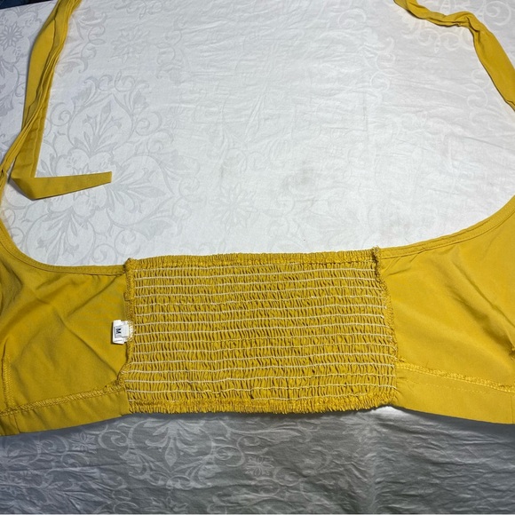 Unique Halter Top Button Front Plunge V Neck Smocked Yellow Vintage Style Medium - Picture 2 of 6